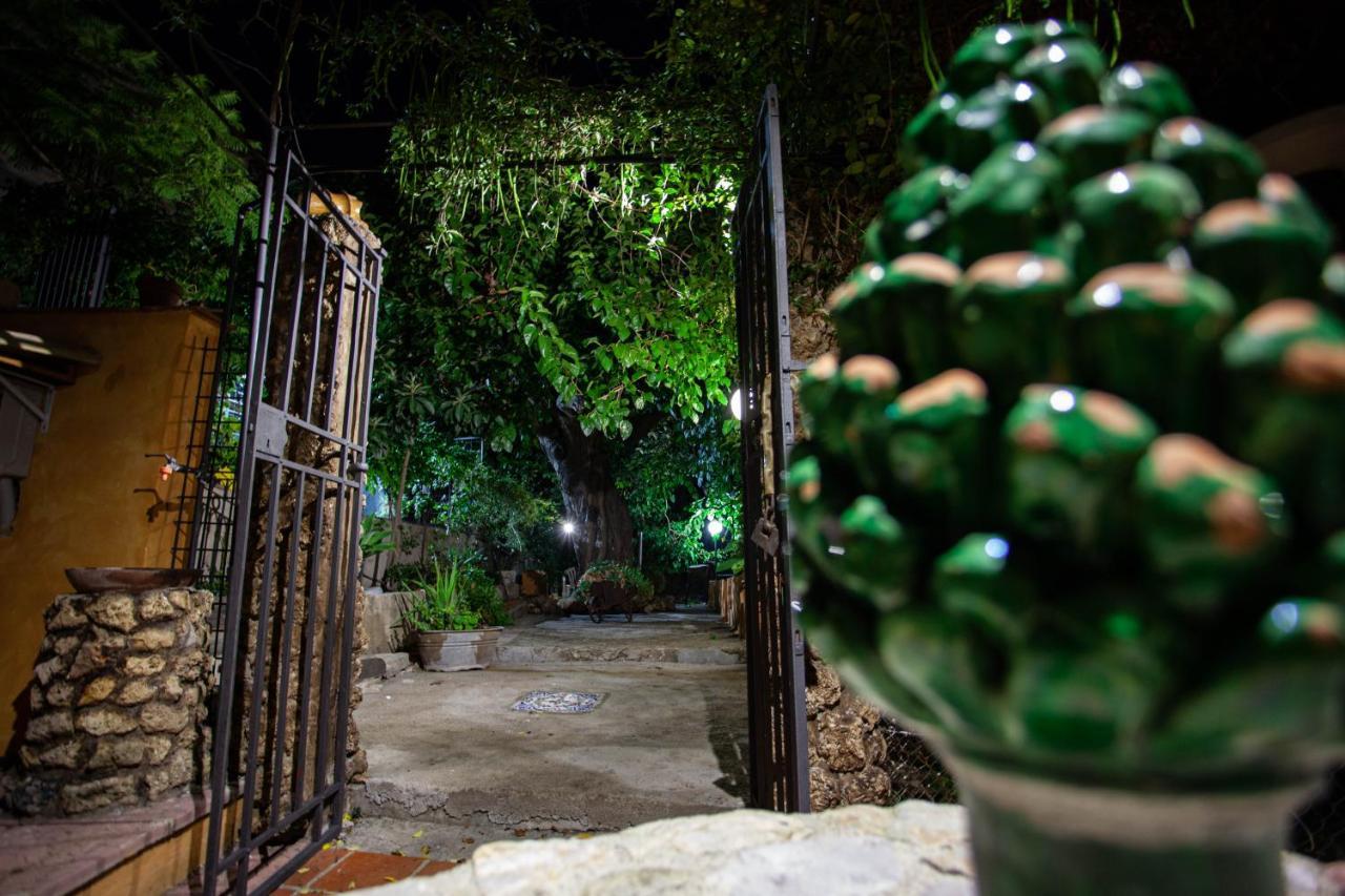 Casa Vacanze Fondaco Di Scillato Scillato  Ngoại thất bức ảnh